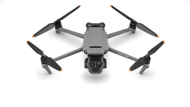 DJI - Mavic 3 Pro Fly More Combo with DJI RC