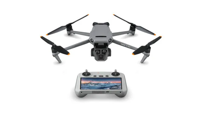 DJI - Mavic 3 Pro Fly More Combo with DJI RC