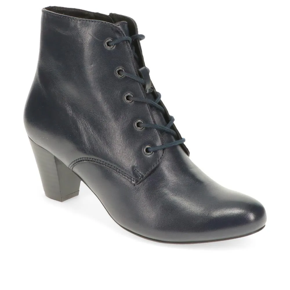 Karri Leather Ankle Boots - KARRI / 325 948