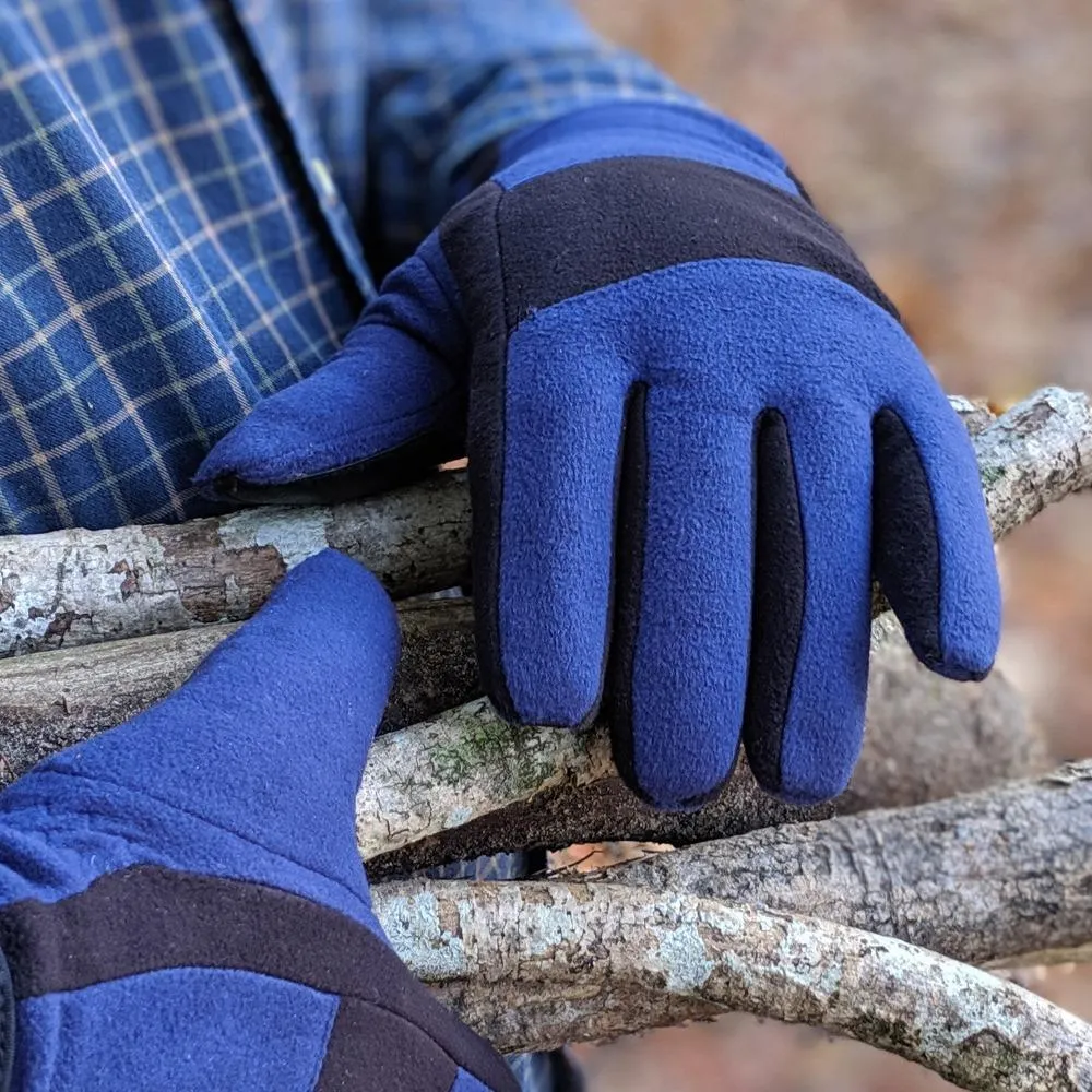 Men’s Isotoner Fleece Gloves with Pieced Back