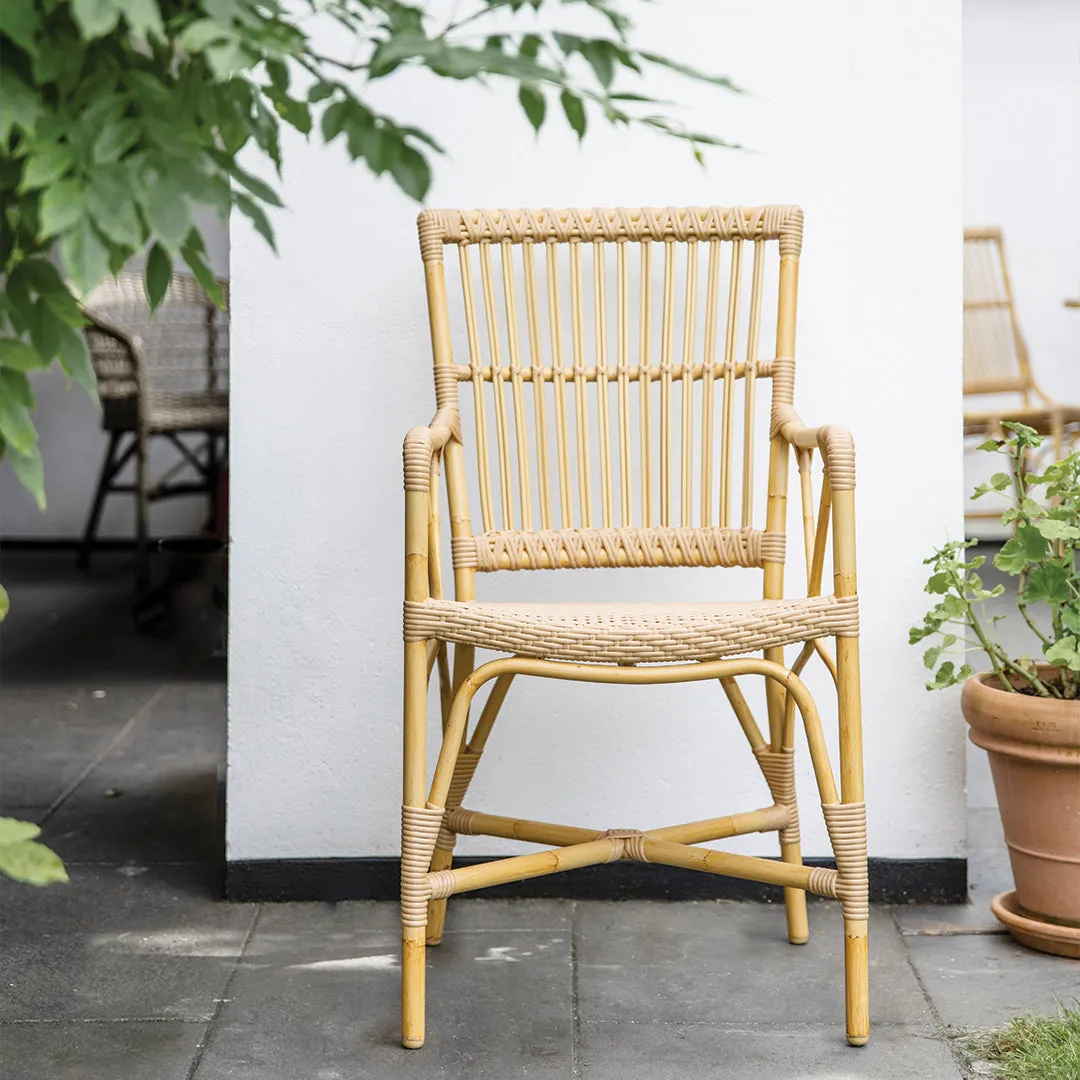 Piano Arm Chair Exterior