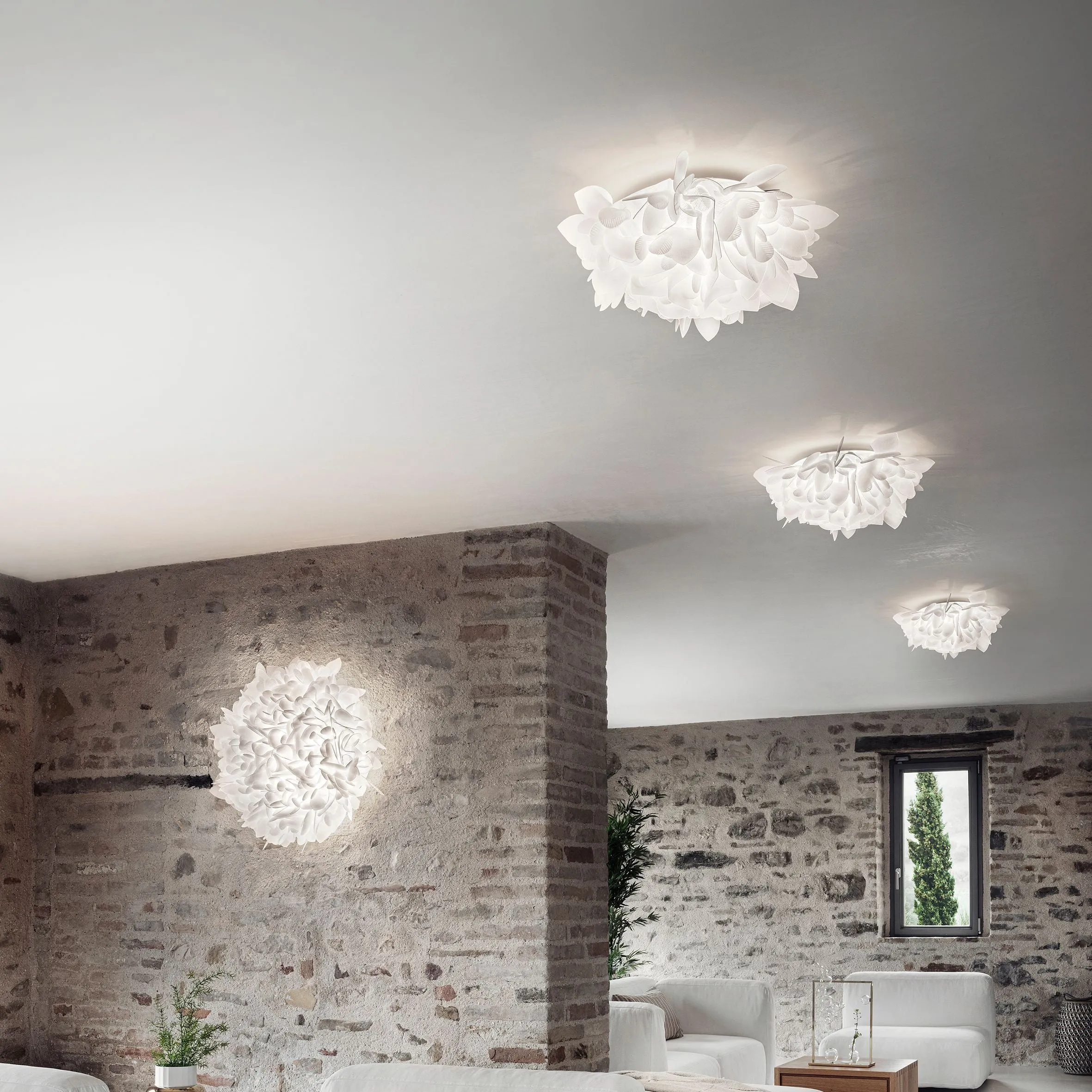 Veli Wall / Ceiling Light